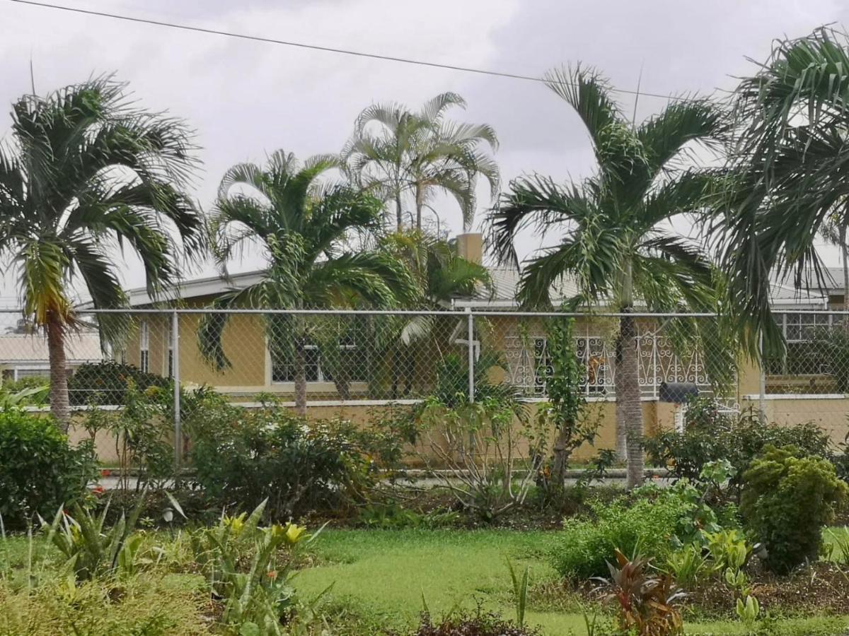Ventnor House Apartments Bridgetown Exterior foto